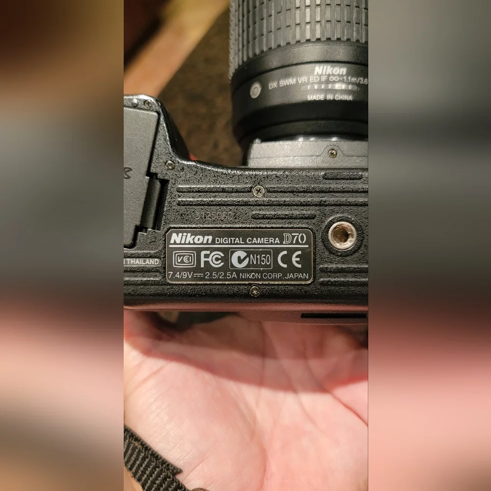 NIKON D70 NIKKOR 55-200mm DSLR Camera
